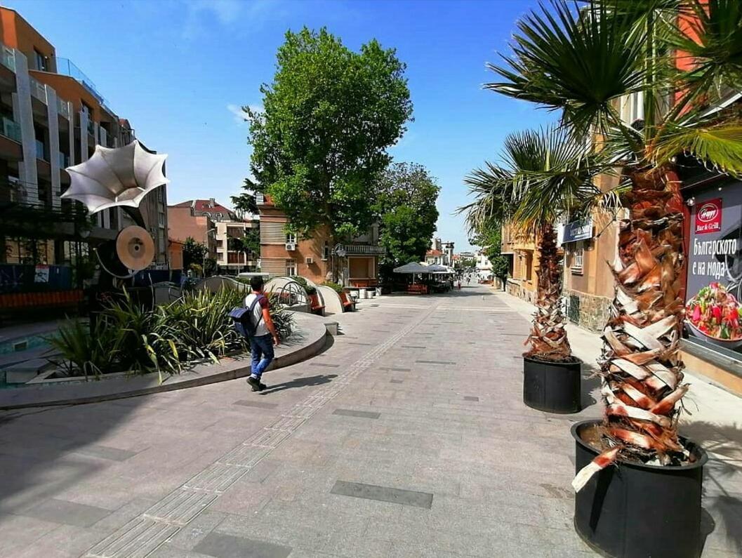 Art Luxury Apartment Burgas Exterior foto